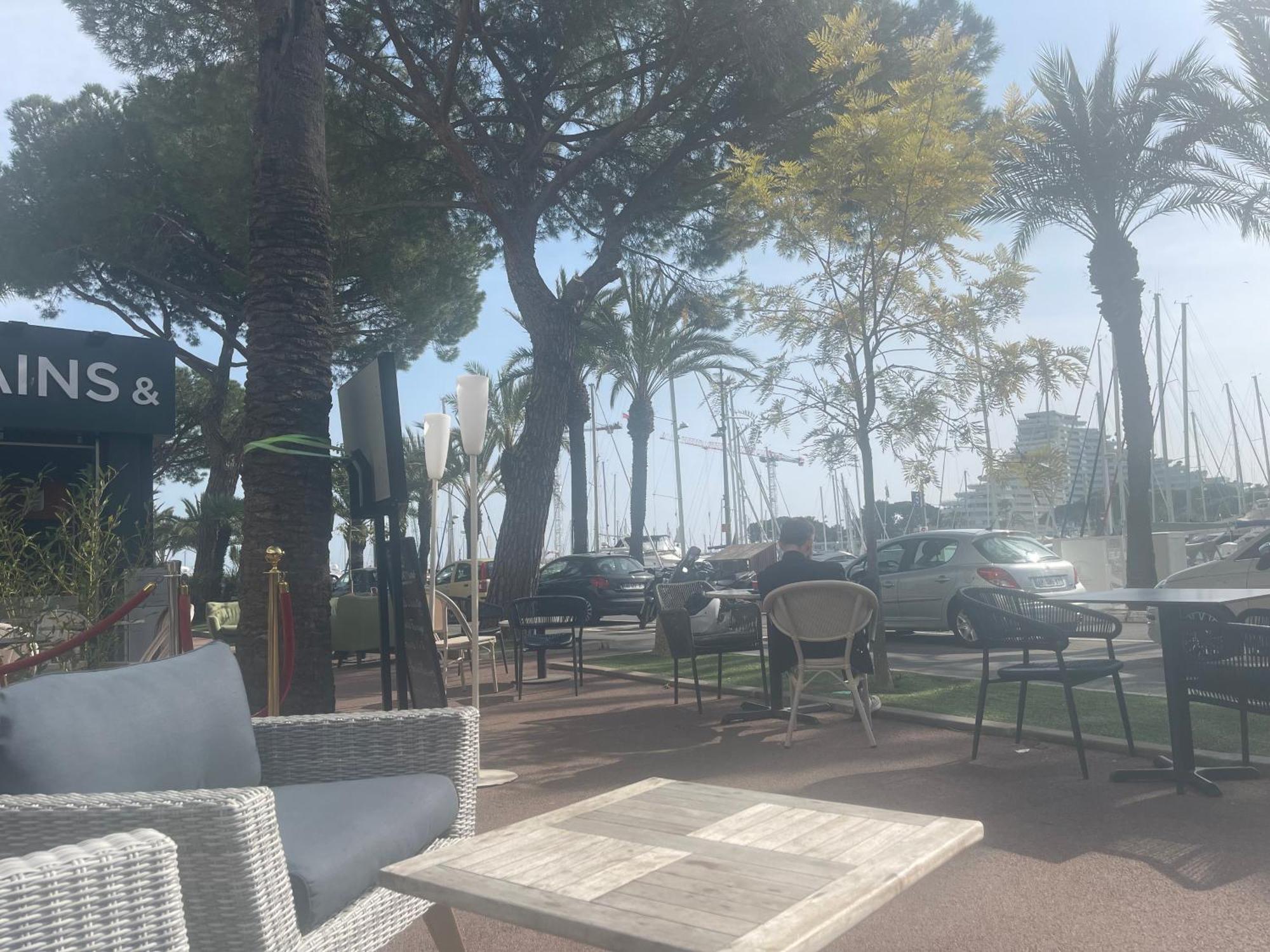 Villeneuve Loubet Plage- Entre Nice Et Cannes Exterior photo