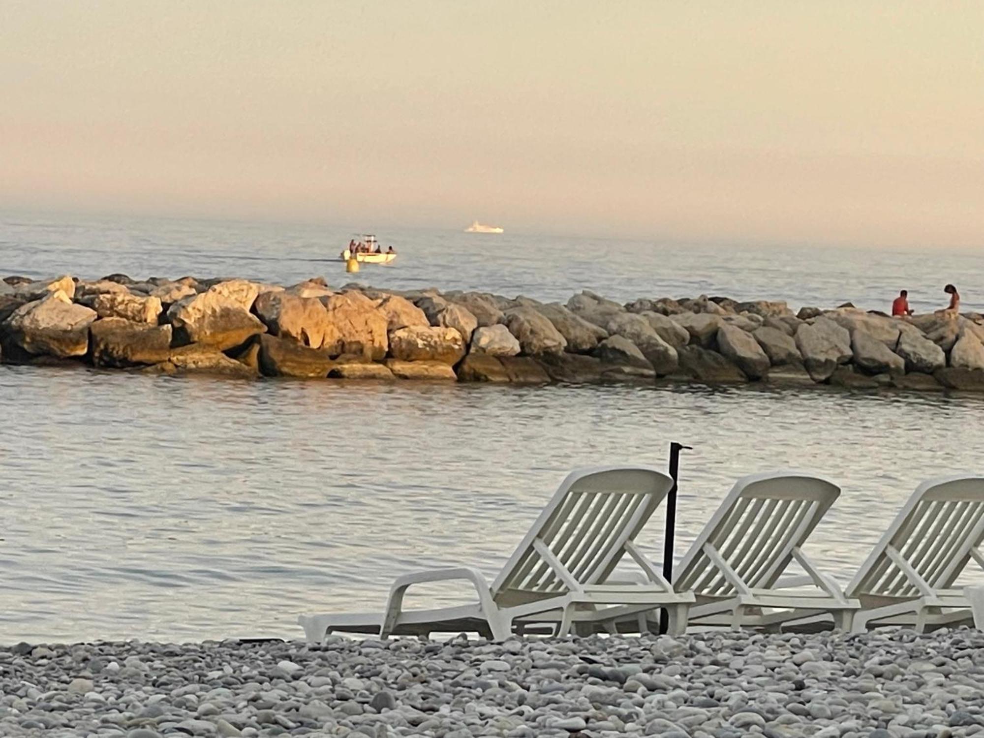 Villeneuve Loubet Plage- Entre Nice Et Cannes Exterior photo