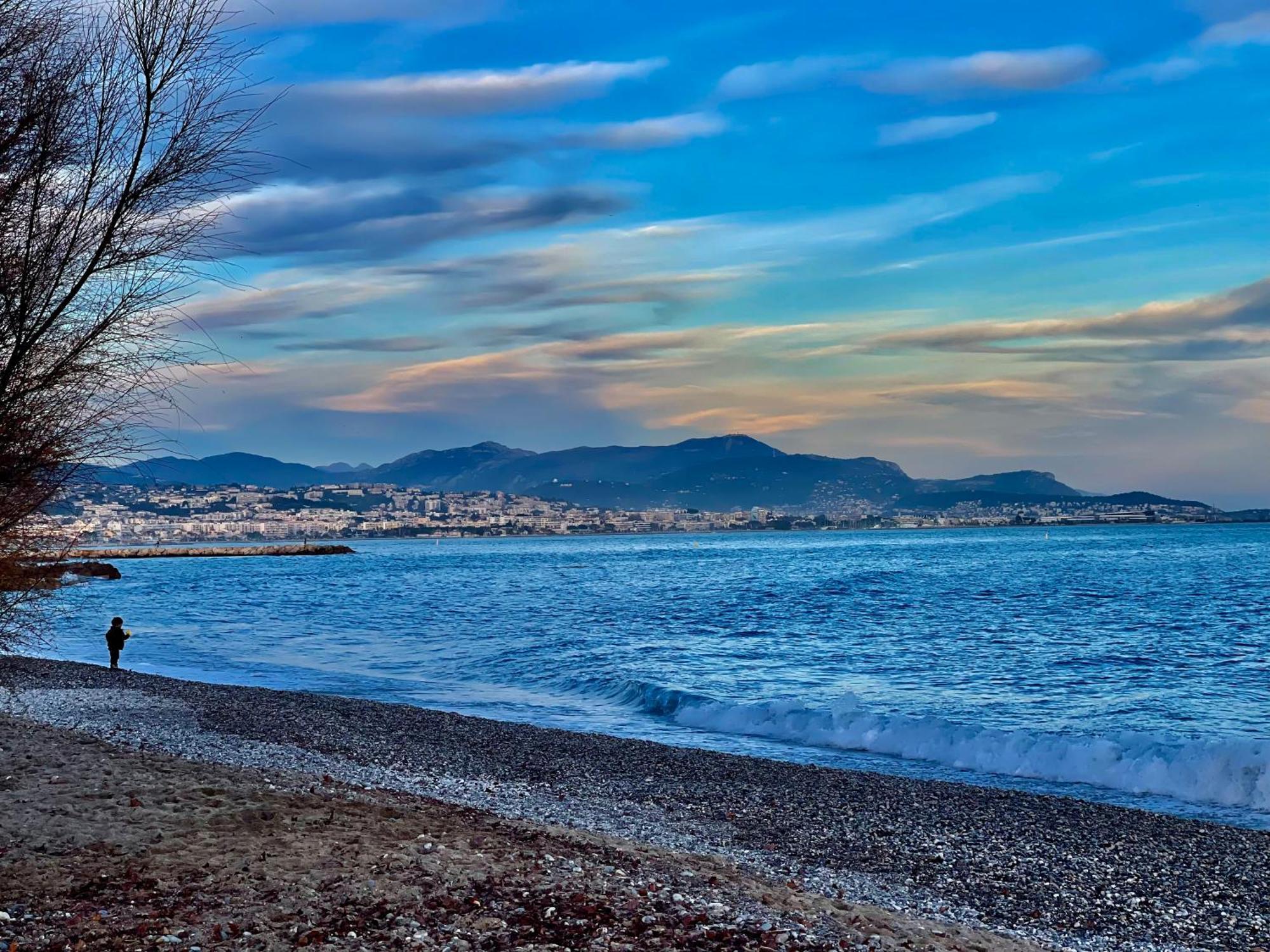 Villeneuve Loubet Plage- Entre Nice Et Cannes Exterior photo
